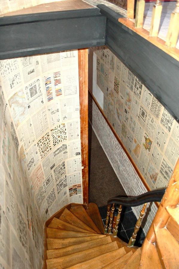 Citadelle Vauban, T2 L'Encyclopedie Lila Exterior foto